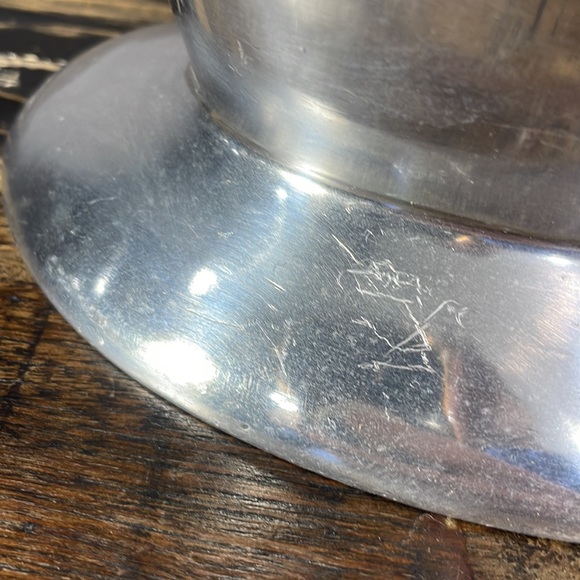 Very heavy metal vase - Picture 12 of 15